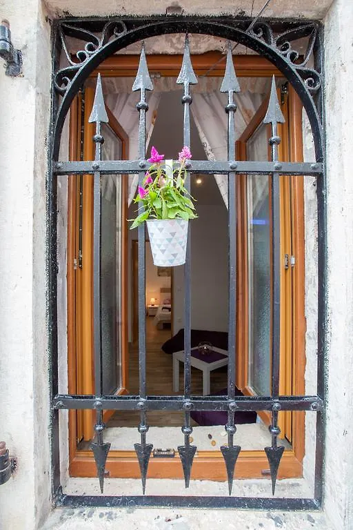 Apartment Irma Pola