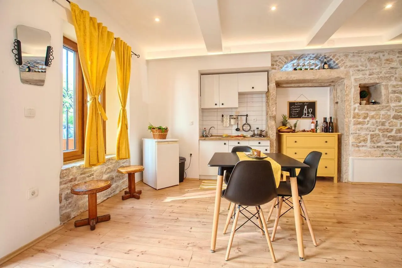 Apartment Irma Pula